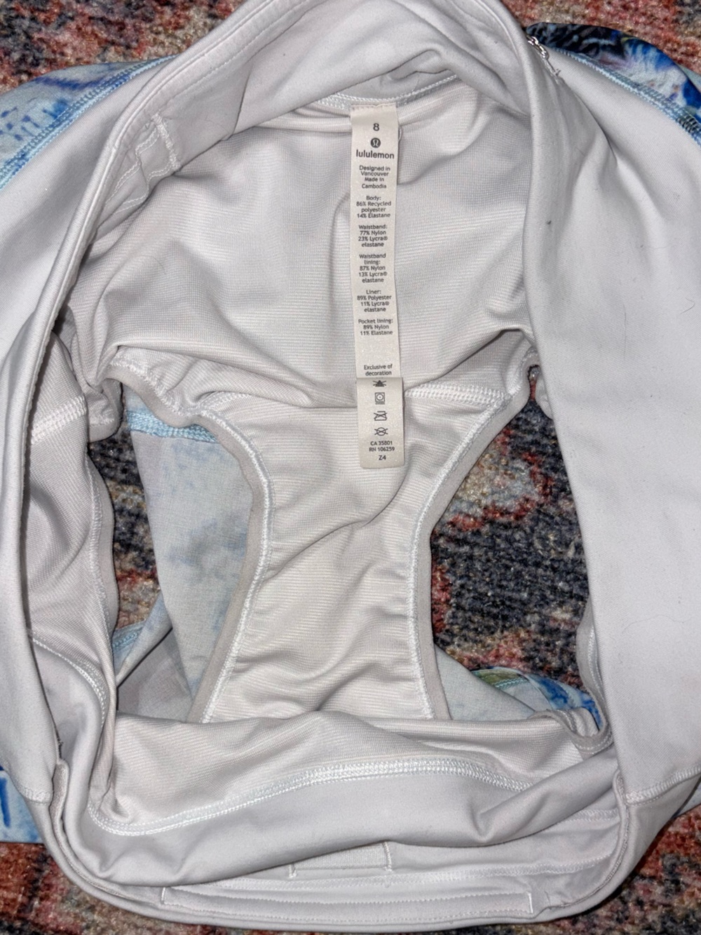 Lululemon Run Times Shorts II 4” inseam Exposure Crystallize multi White size 8 - Picture 8 of 12